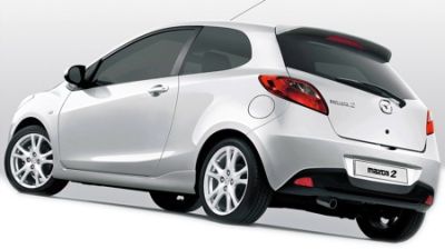 Mazda 2 rejuvene con su version de 3 puertas mazda 2 3puertas Mazda 2 rejuvene con su version de 3 puertas