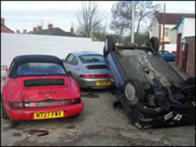 porsche-choque-blog porsche choque blog Gracias a Dios solo destrozó dos Porschse y un Fiesta.
