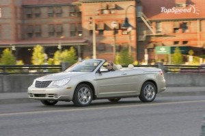 vl4a6967 4w 300x199 Chrysler Sebring Cabrio, con tres techos disponibles y motor diesel