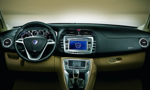 lancia delta interior