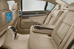 s81 300x200 s81