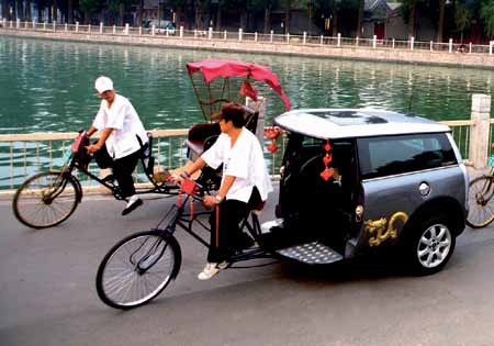 mini-china mini china Original forma de hacer publicidad de Mini en China