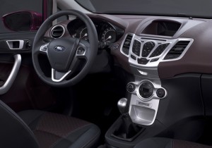 08tablero Consola interior Ford Fiesta
