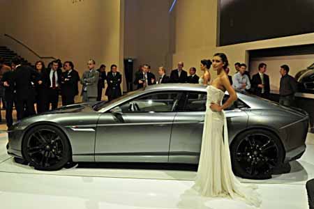estoque4 Presentación del Lamborghini Estoque en París