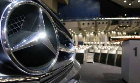 mercedes-stern mercedes stern Mercedes vuelve a recortar su producción; ahora en 35.000 vehículos