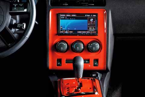 dodge eibach int Essen Motor Show: Eibach intenta enseñar a bailar al Dodge Challenger SRT8