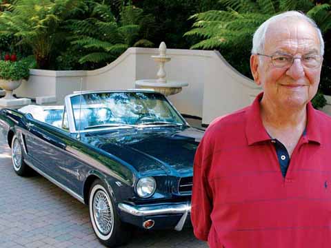 ford_mustanglee_iacocca ford mustanglee iacocca Lee Iacocca aboga por mantener a los presidentes de los tres de Detroit