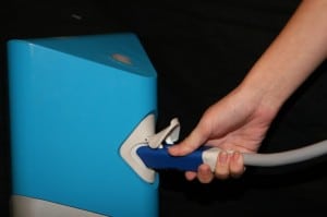 better place israel first plublic chargestation 3 300x199 better place israel first plublic chargestation 3
