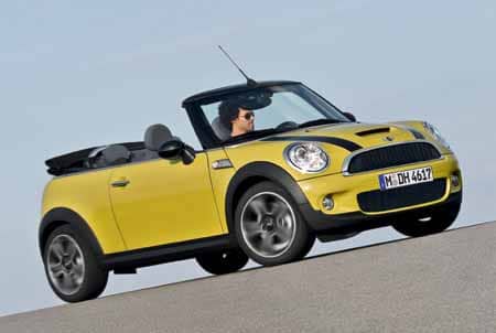mini cabrio 1 Salón de Detroit 2009: Mini.