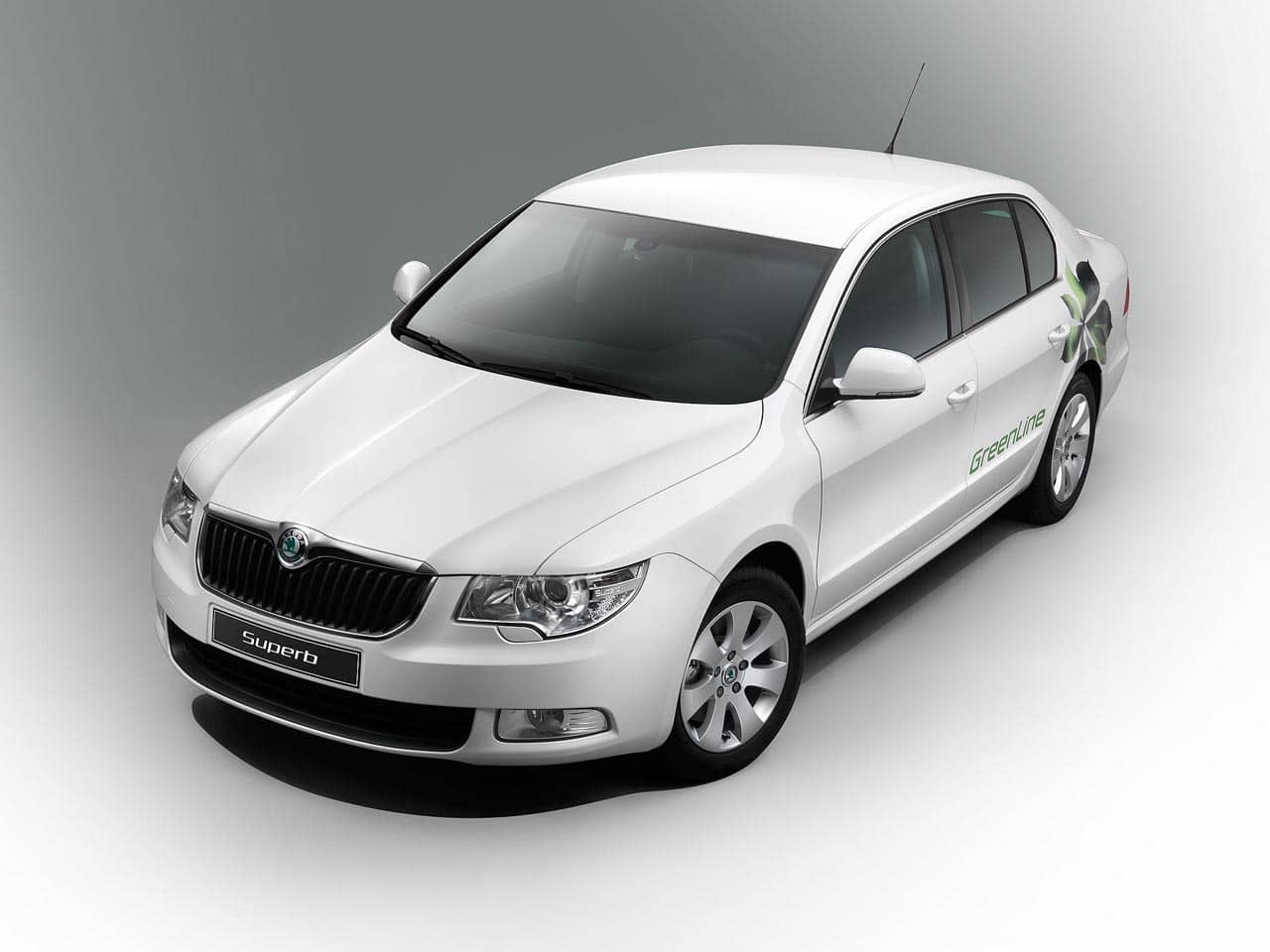 Skoda Superb Greenline frontal Skoda Superb Greenline frontal