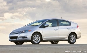 2009 honda insight hybrid 001 1203 950x650 300x182 Toyota reacciona al precio del Insight