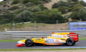 fernando alonso1 300x181 Segundo día de pruebas en Jerez