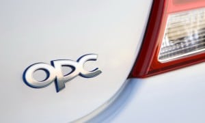 opel insignia opc 18 300x180 Opel Insignia OPC será presentado en Barcelona