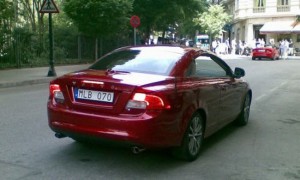 2011-volvo-c70-9 2011 volvo c70 9 300x180 Pillado en Barcelona el nuevo C70 de Volvo