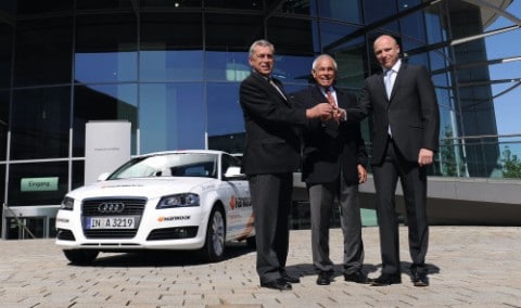 gerhard-plattner-audi-a3 gerhard plattner audi a3 Audi intentará recorrer 3 continentes en 3 días con un A3