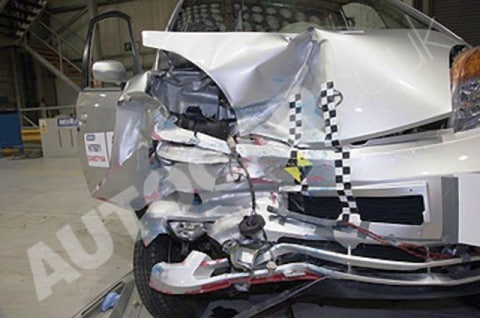 tata nano crash 2 El Tata Nano se pone a punto para la EuroNCAP