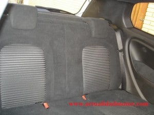 Abarth Grande Punto 7 300x224 Abarth Grande Punto (7)