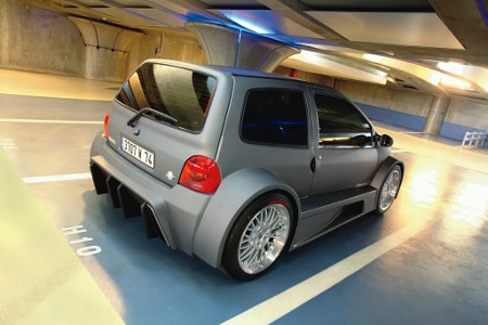  Renault Twingo Trophy con motor central V8. 
