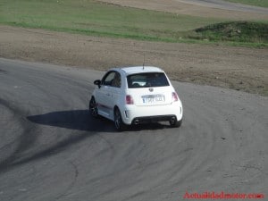 Abarth 500 Test 9 300x225 Abarth 500 Test (9)