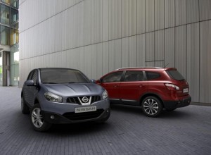 qashqai2010 2 300x220 Lavado de cara para el Nissan Qashqai