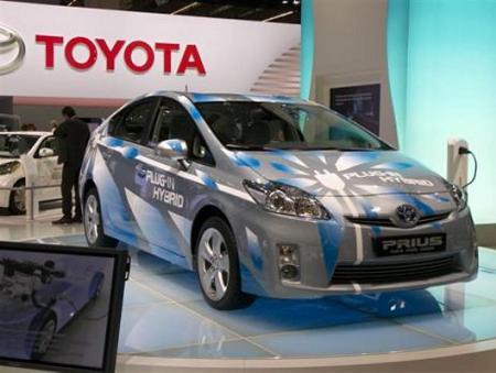 Prius Plug In Hybrid  Toyota España y su compromiso con los coches híbridos 