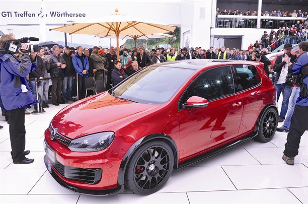 Volkswagen-Golf-GTI-excessive (1) Volkswagen Golf GTI excessive 1 Golf GTI Excessive en Worthersee