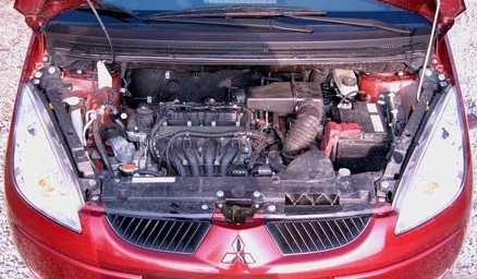 Motor Mitsubishi Colt