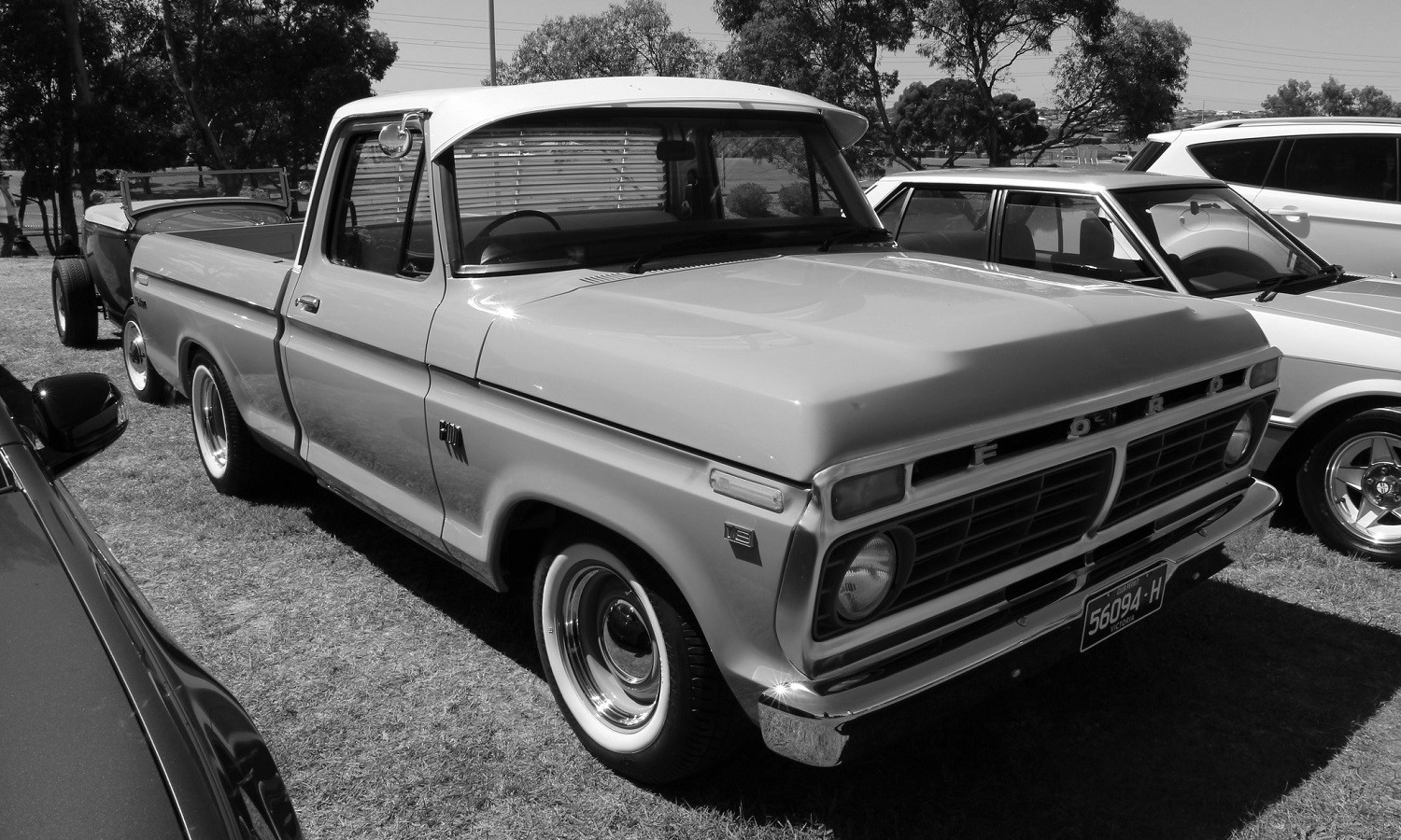 Ford F-100 (Moonshine car)