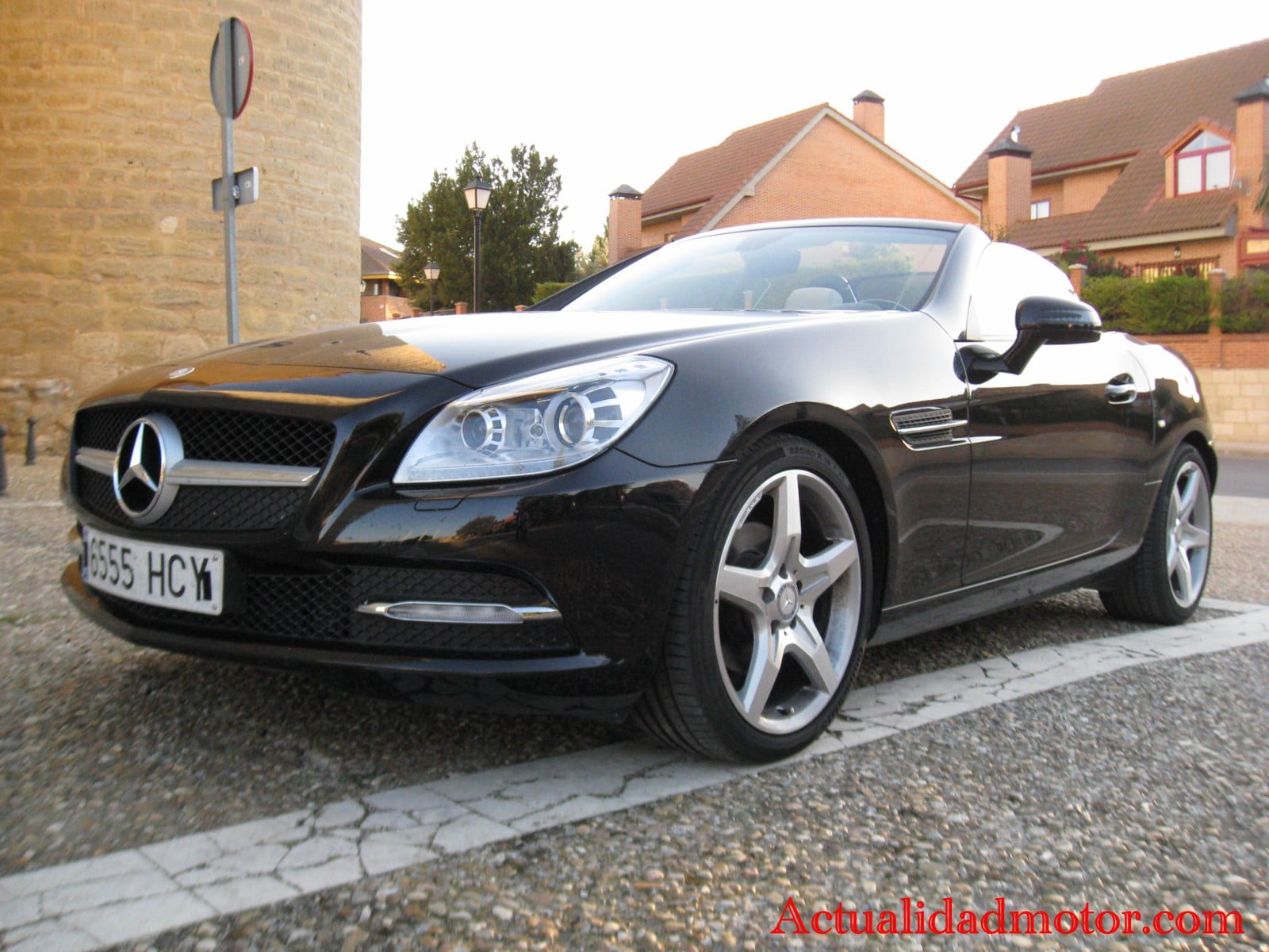 Test Mercedes SLK 200, convertible for the whole year
