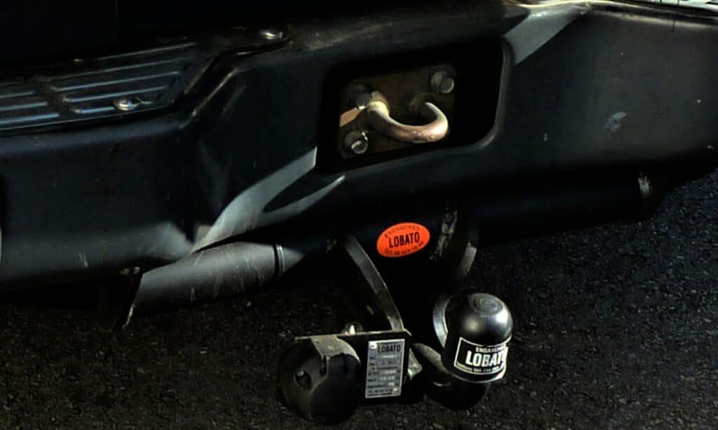 Instalación de una bola de remolque Actualidad Motor