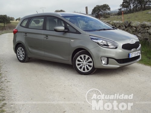 Kia Carens 2013г