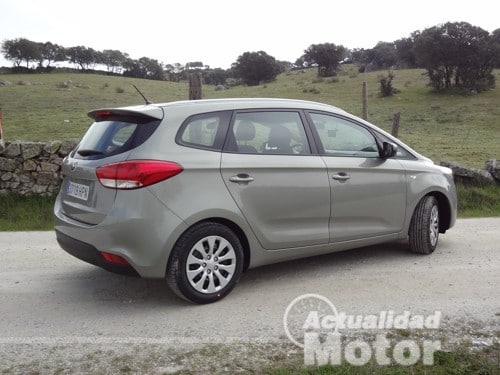 Kia Carens 2013г