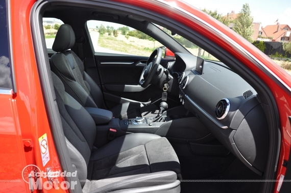 Audi A3 Sportback 2013 Plazas delanteras