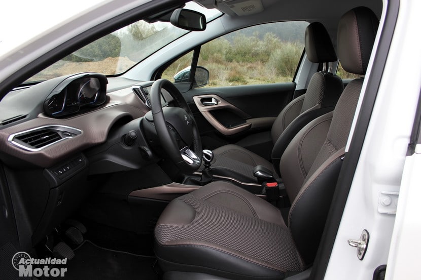 Prueba Peugeot 2008 HDI 115 CV Diseño Habitabilidad
