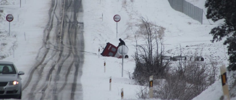 accidente coche nieve