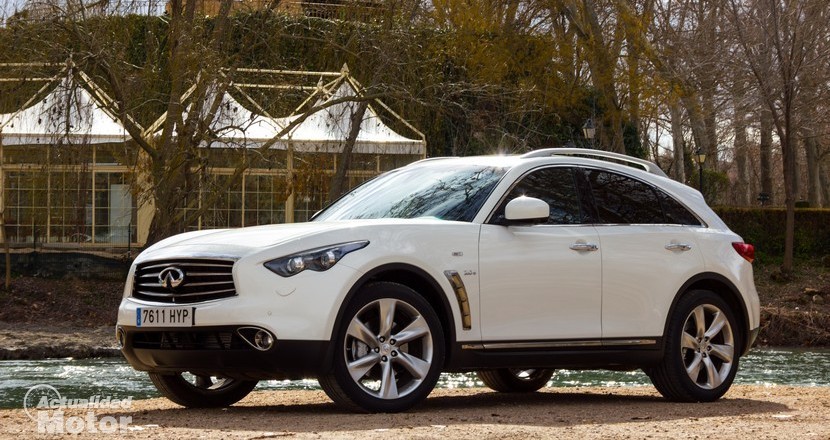 Prova Infiniti QX70 S 3.0d