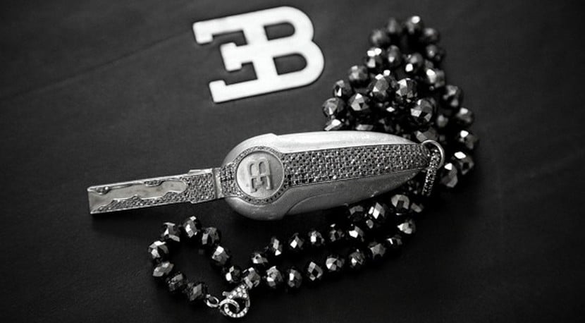 Llave de oro blanco Bugatti Veyron