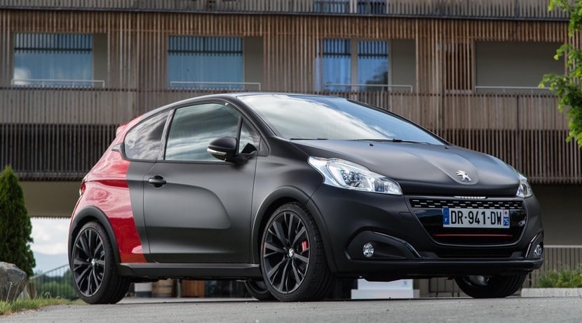 Peugeot 208 GTi by Peugeot Sport