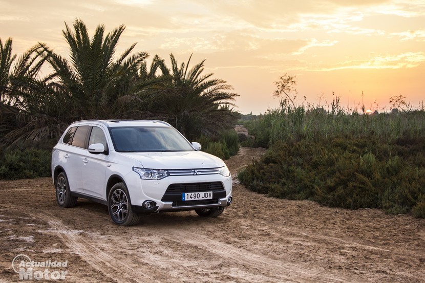 Test Mitsubishi Outlander PHEV, leading the way with a plugin hybrid SUV