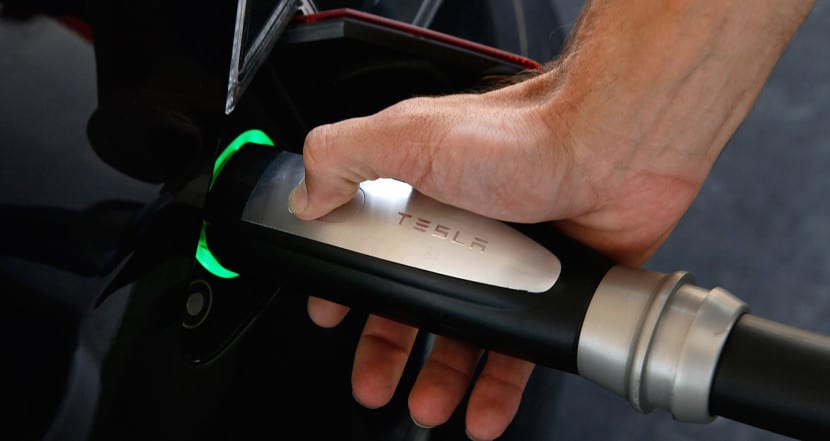 Tesla enchufe