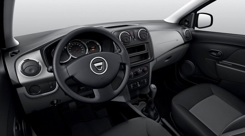 Dacia Sandero básico interior