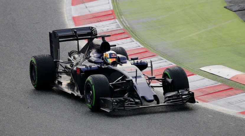 Toro Rosso STR11 en Barcelona