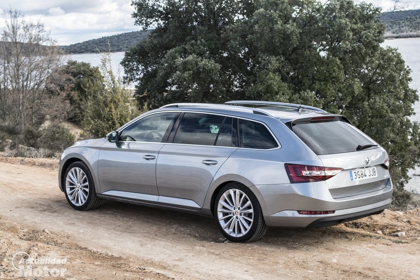 Skoda Superb 2 0 Tdi Anhangelast