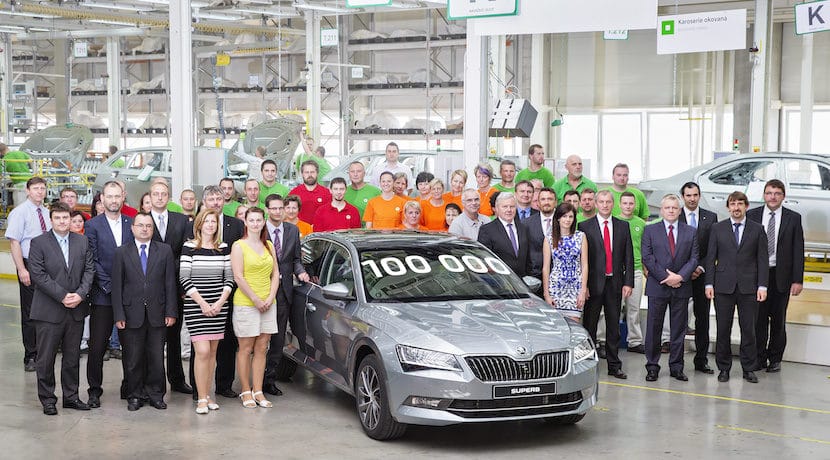 Skoda Superb 100.000 unidades