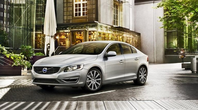 Volvo s50 седан