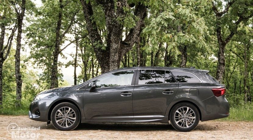 Prueba Toyota Avensis Touring Sports 150D