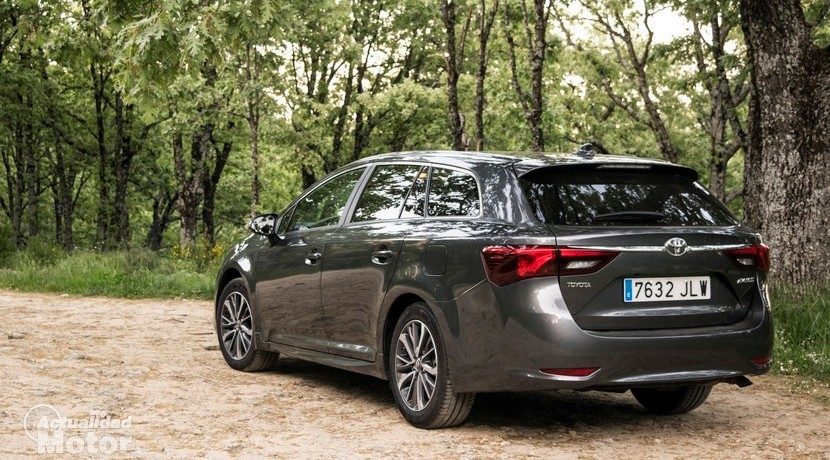 Prueba Toyota Avensis Touring Sports 150D