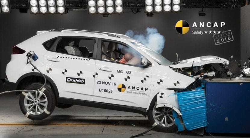 MG GS Crash Test