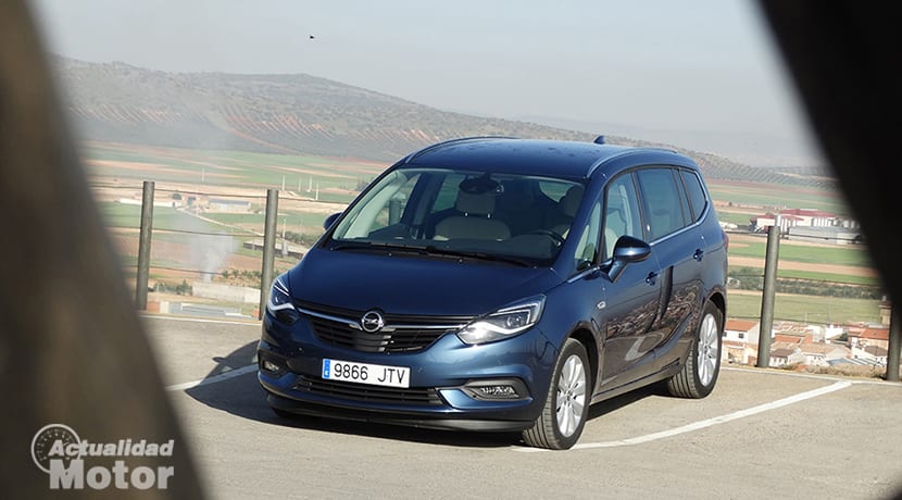 Subukan ang Opel Zafira 1.6 CDTI 134 CV