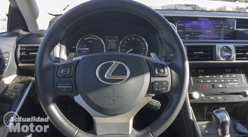 Prueba Lexus IS 300h